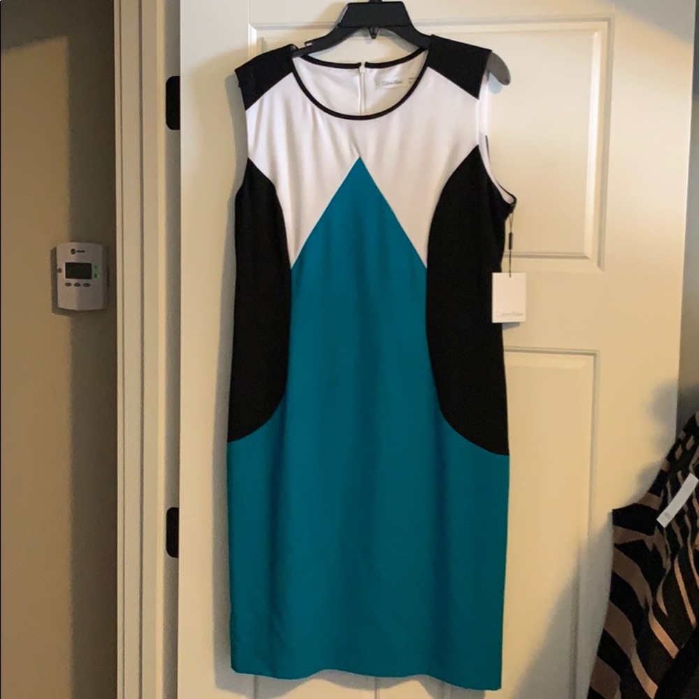 NWT shift dress from Calvin Klein. Size 14
